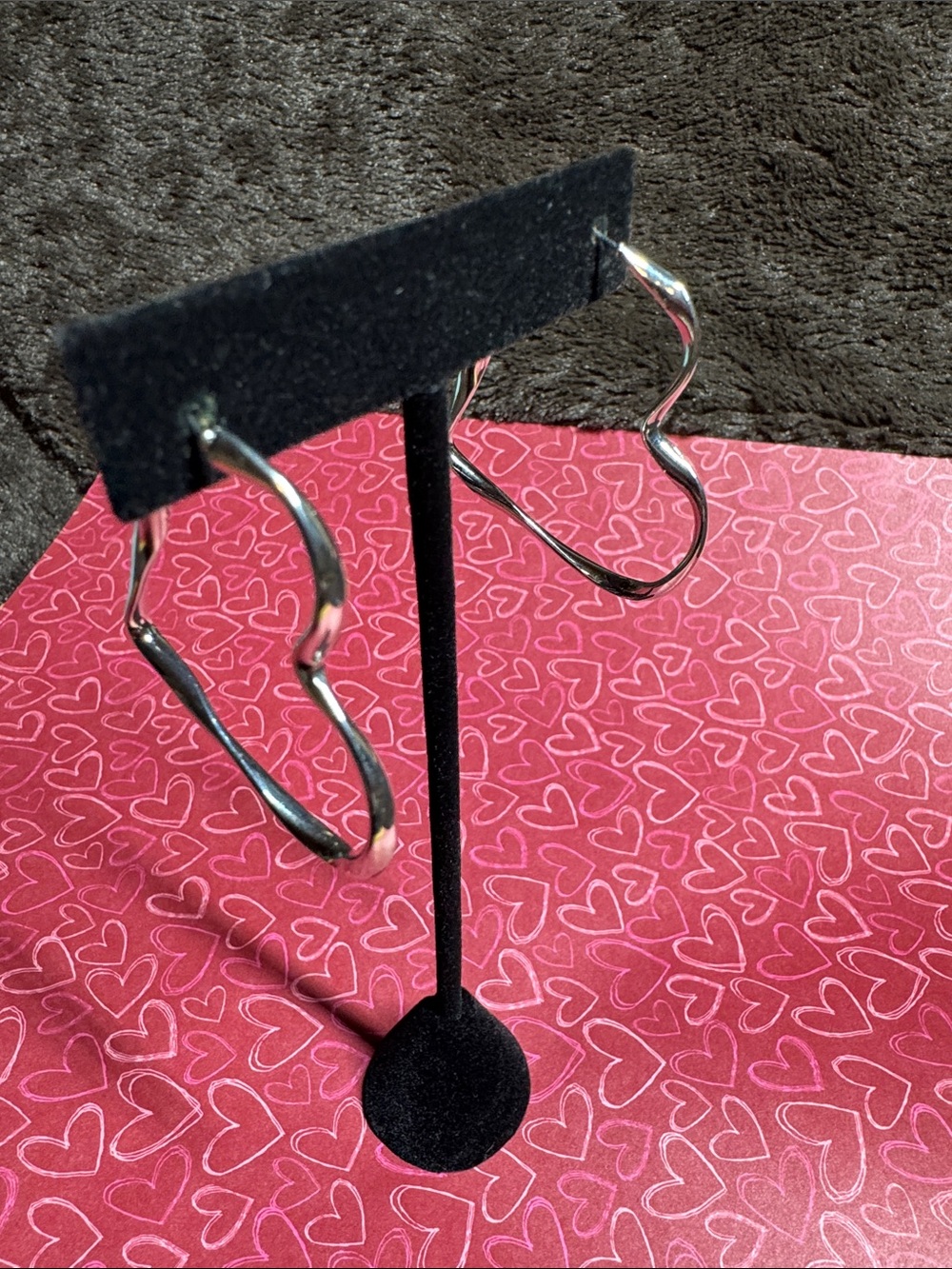 Silver Tone Wavy Heart Hoop Earrings - Women Jewelry